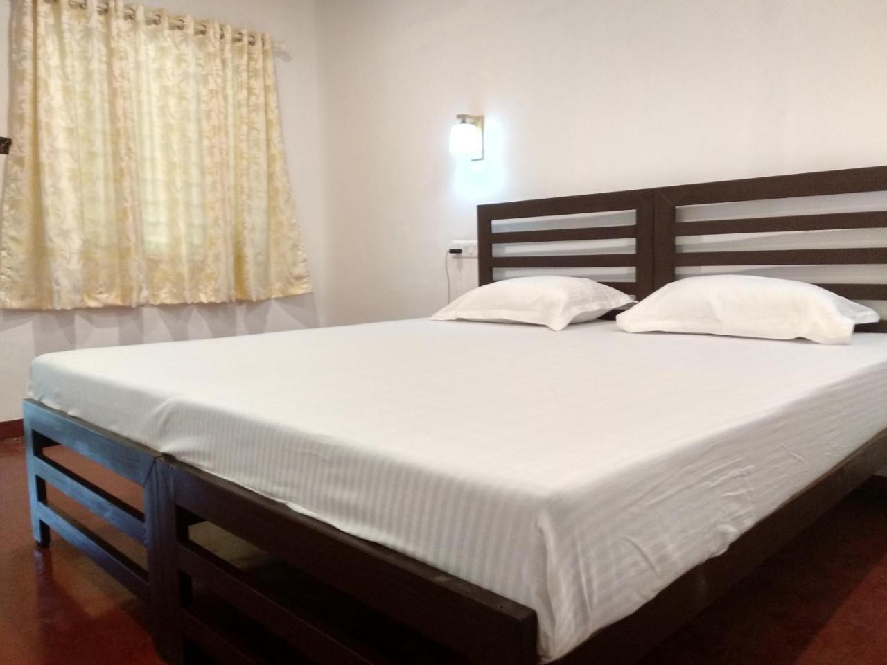 Marari Adonis Beach Villa Mararikulam Exterior foto